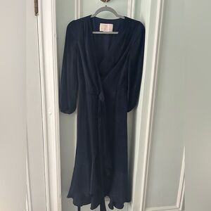 Jennifer Gal Meets Glam Navy